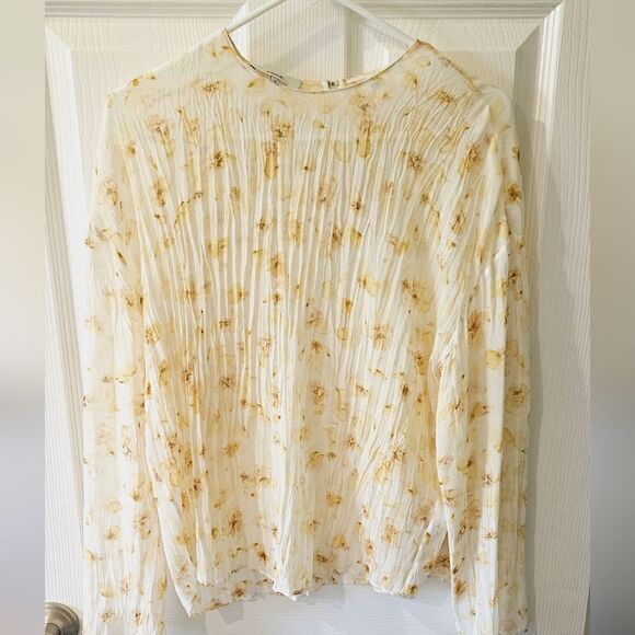 Vince Pressed Petal Blouse Yellow Floral Pleated Crinkle Semi Sheer Top Size M - Picture 2 of 8